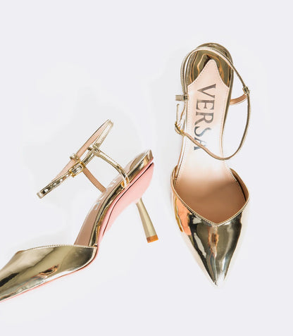 Publicist Pumps in Gold